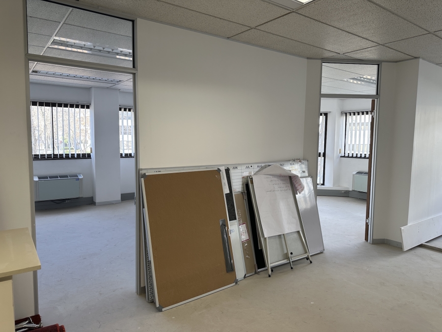 To Let commercial Property for Rent in Mowbray Western Cape